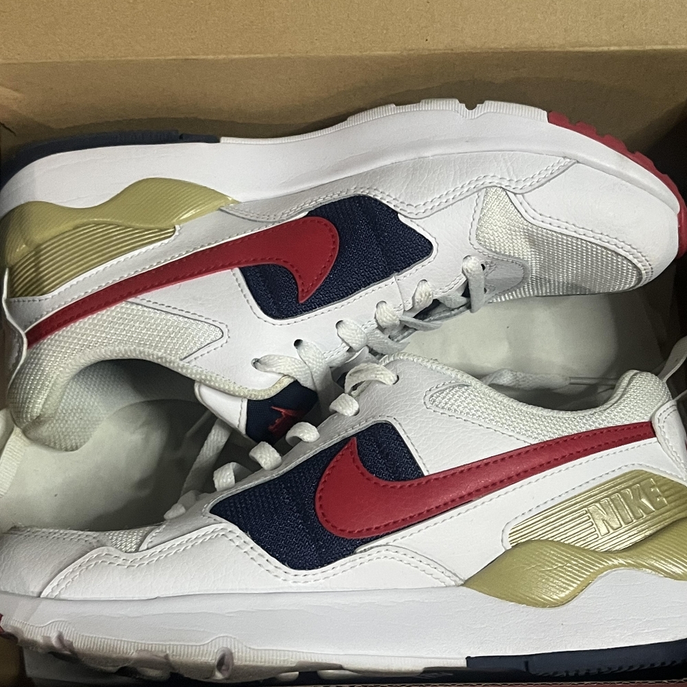 The Nike Pegasus 92 Lite USA GS 6.5 youth size - used with box